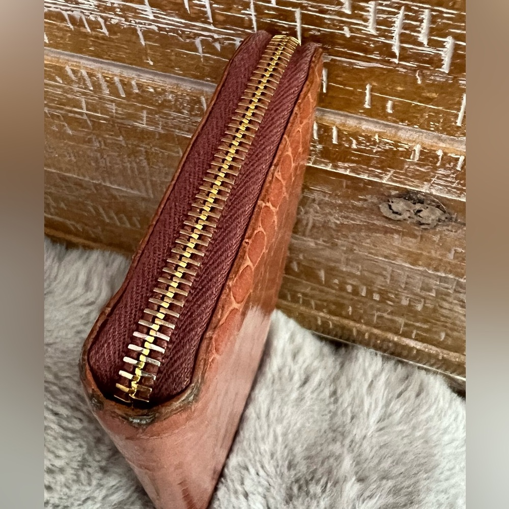 Miu Miu Zippered Wallet - image 6